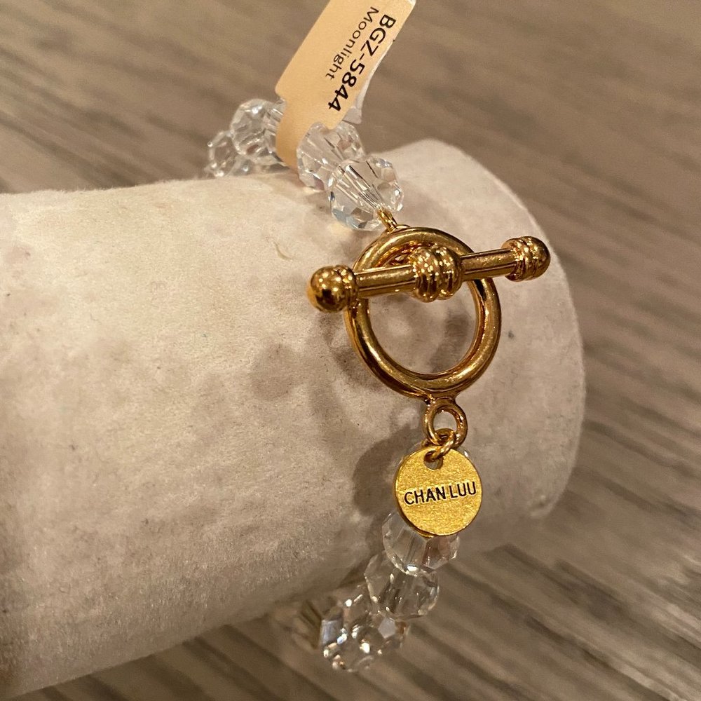 New Authentic Chan Luu Swarovski Crystal Toggle Stretch Bracelet